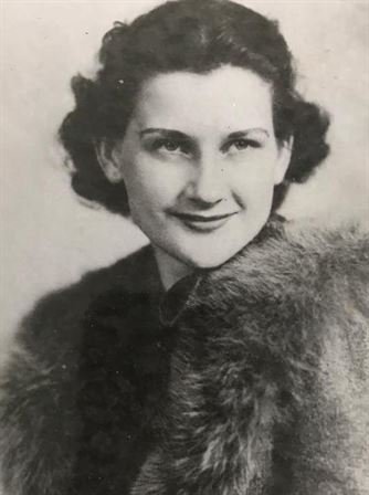 Mavis Hollingsworth Powell - Photo 77