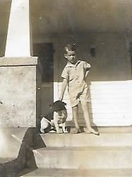 Howard Matthews - Photo 4