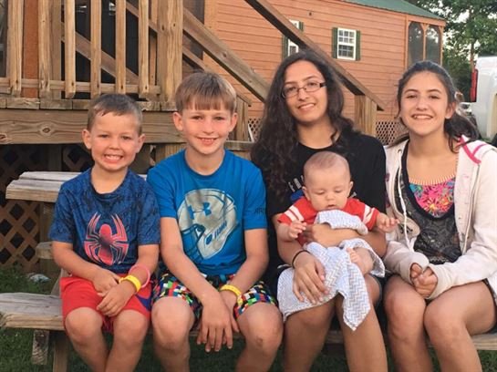 Howard Matthews - Photo 59