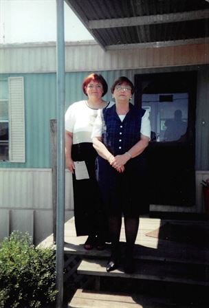 Debbie Bryant - Photo 20