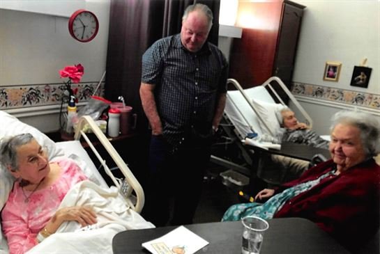 Imogene Titus - Photo 14