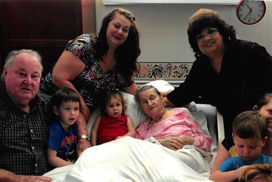 Imogene Titus - Photo 17