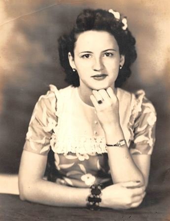 Imogene Titus - Photo 29