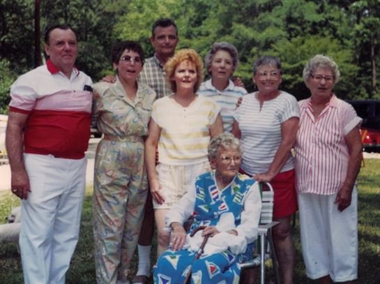 Gladys Eva Hall - Photo 5