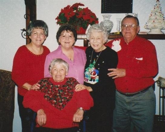 Gladys Eva Hall - Photo 31