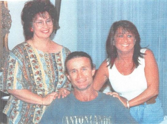 Eva Perkins - Photo 4