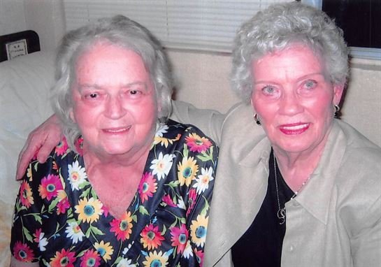 Eva Perkins - Photo 36