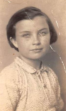 Eva Perkins - Photo 53