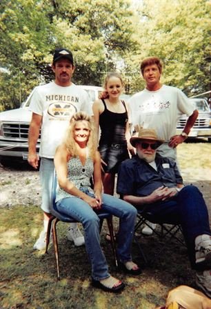 Jerry T. Hughes - Photo 94