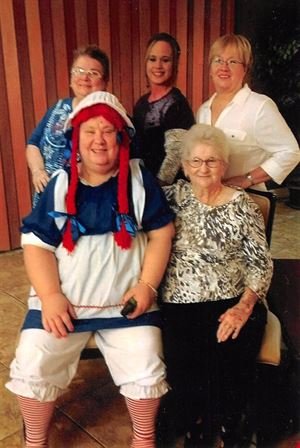 Rosalind Ann Lawson - Photo 5