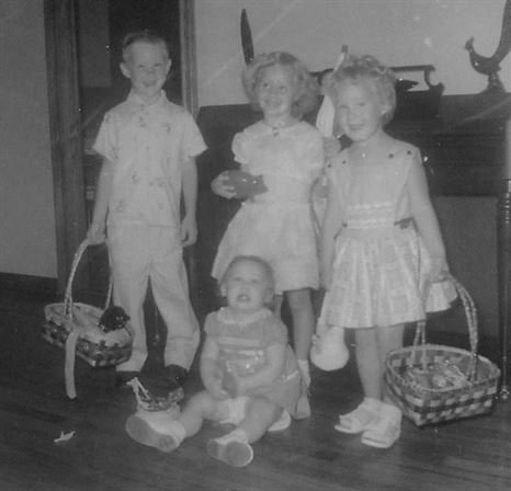 Rosalind Ann Lawson - Photo 34