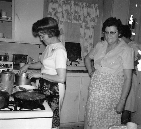 Velma Mae Pulliam - Photo 57