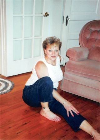 Debbie Caldwell - Photo 22