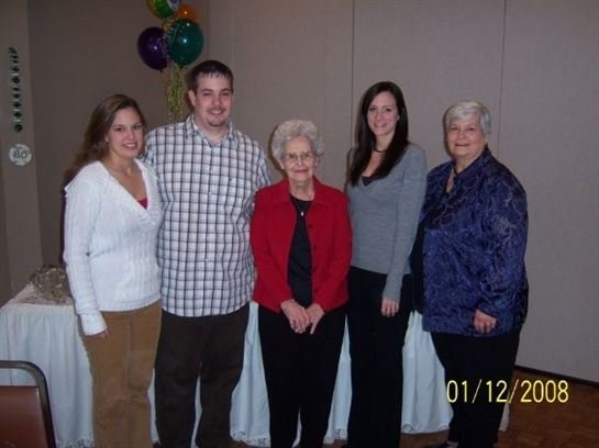 Mary Lou Gunn - Photo 22