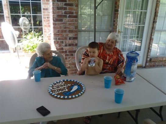 Mary Lou Gunn - Photo 36