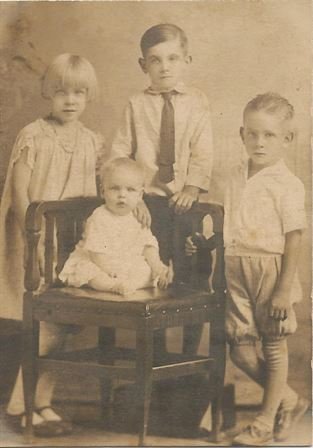 Benjamin Crable Thompson - Photo 27