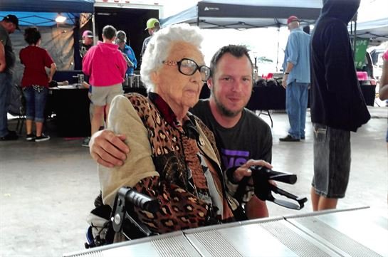 Mildred "Mickey" Evelyn Roth - Photo 36