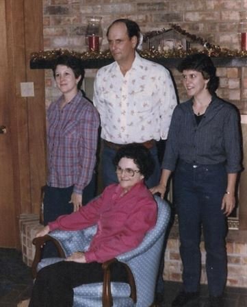 Verna Frederick Hutto - Photo 27