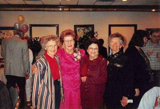 Verna Frederick Hutto - Photo 41