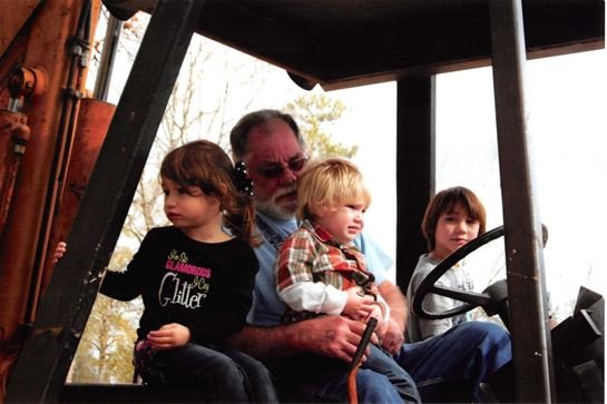 Johny James - Photo 23