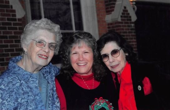 Milly S. Arnold - Photo 7