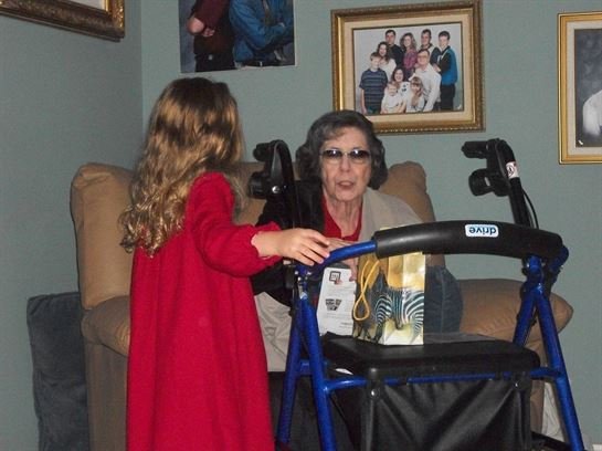 Milly S. Arnold - Photo 11