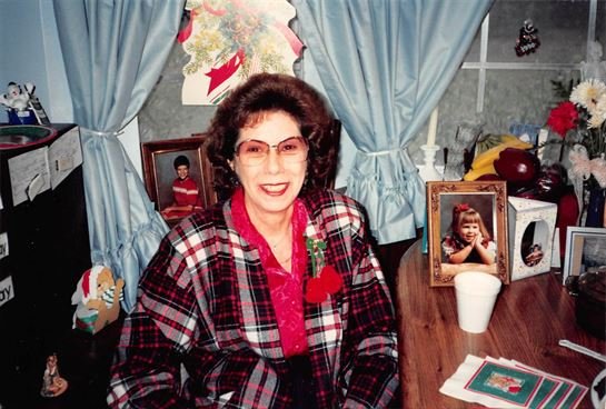 Milly S. Arnold - Photo 33