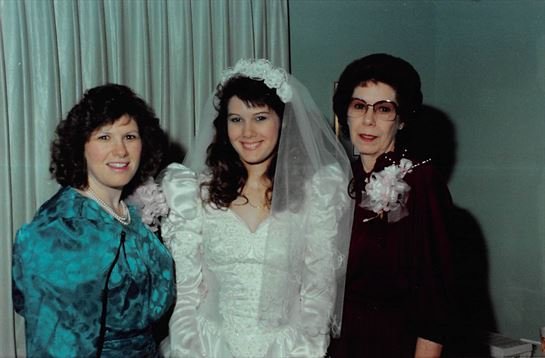 Milly S. Arnold - Photo 77