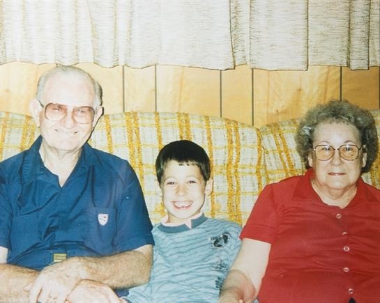 Lester Ray Robins - Photo 23