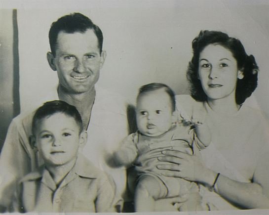 Lester Ray Robins - Photo 29