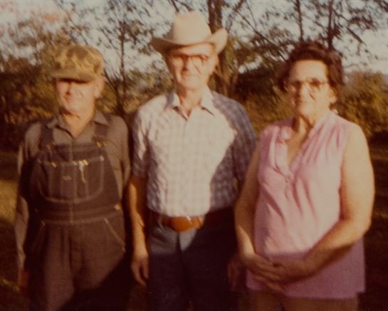 Lester Ray Robins - Photo 31