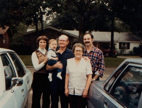 Lester Ray Robins - Photo 65