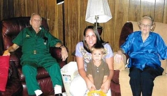 Dorothy Mae Thomas - Photo 31