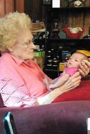 Dorothy Mae Thomas - Photo 36