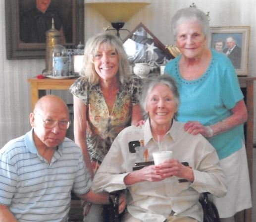 La,V Spector - Photo 24