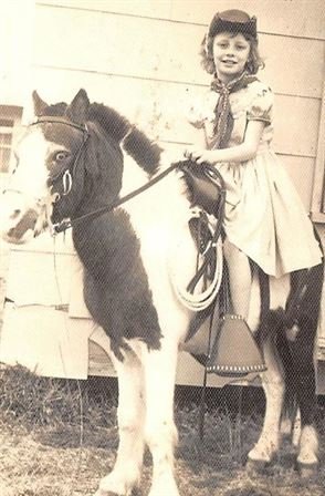 Debra Hebert - Photo 132