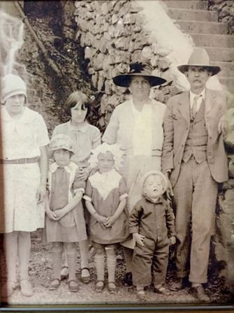 Laura Alice Hughes Clary - Photo 66