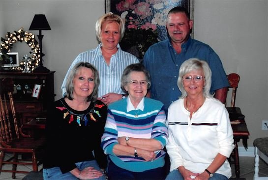 Dorothy Hilliard - Photo 27