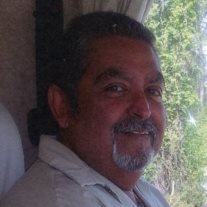 Larry Wall Suarez - Photo 2