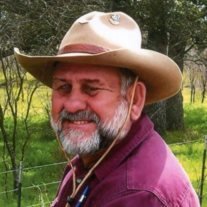 Leslie Wayne Holt - Photo 2