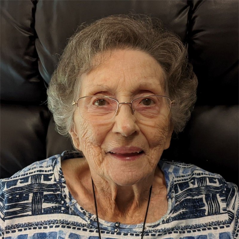 Maxine O'Neal - Photo 2