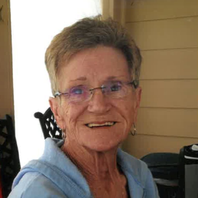 Jeannie Marie Lobb - Photo 2