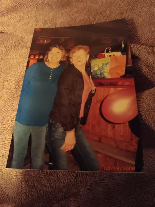 Jeannie Marie Lobb - Photo 3