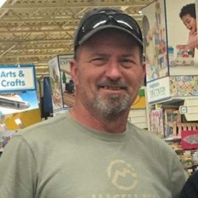 Robert Jeffrey Mann - Photo 2