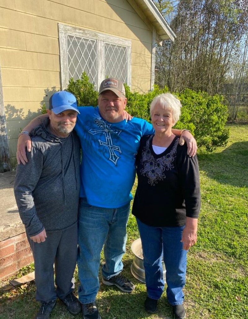 Robert Edward Broadus - Photo 3