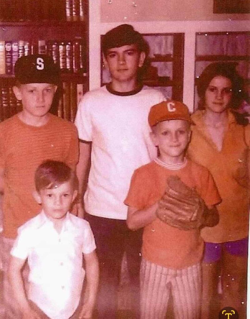 Stephen Roy Lawrence - Photo 12