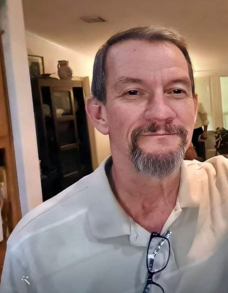 Stephen Roy Lawrence - Photo 93