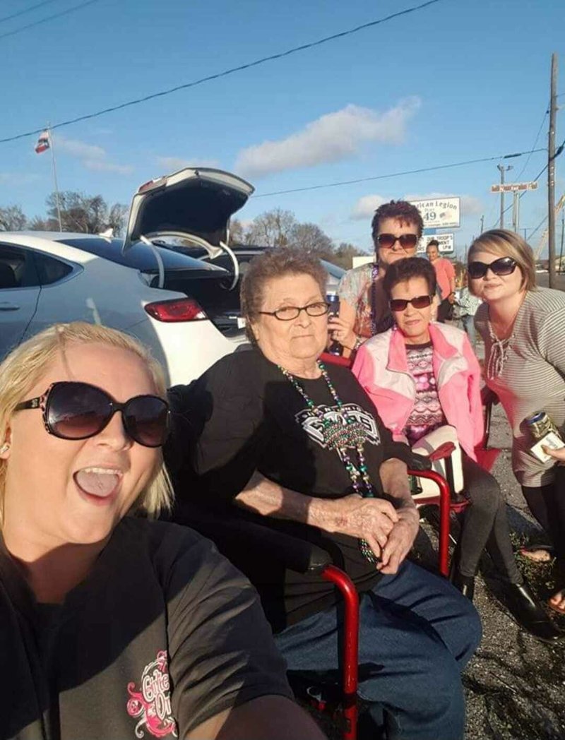 Violet Lorraine Hunt - Photo 23