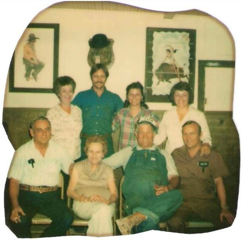 Violet Lorraine Hunt - Photo 26