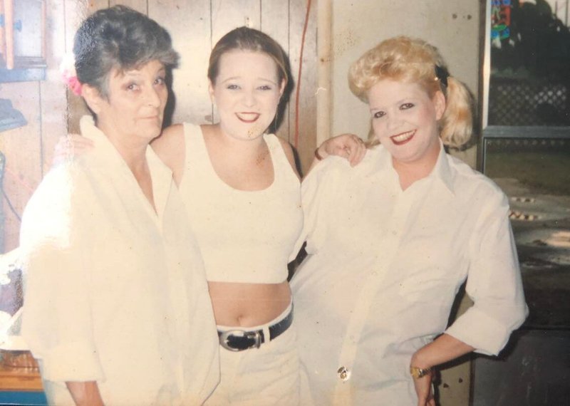 Violet Lorraine Hunt - Photo 32